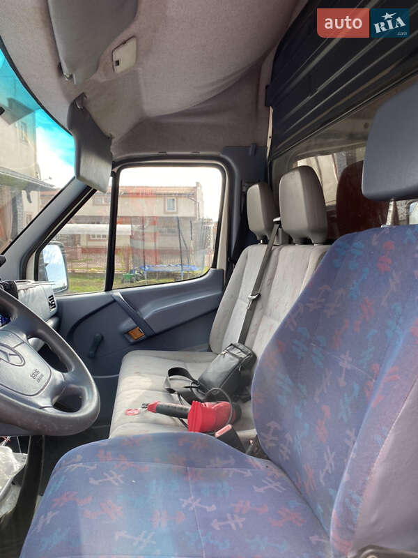 Вантажний фургон Mercedes-Benz Sprinter 1997 в Товсте фото 10 Вантажний фургон Mercedes-Benz Sprinter 1997 в Товсте