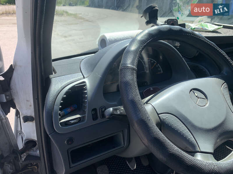 Вантажний фургон Mercedes-Benz Sprinter 2001 в Лубнах фото 12 Вантажний фургон Mercedes-Benz Sprinter 2001 в Лубнах