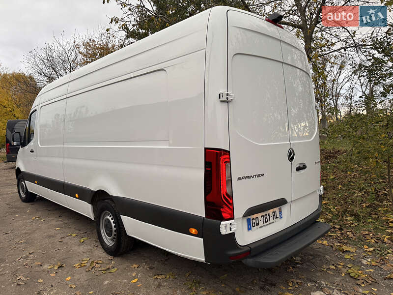 Вантажний фургон Mercedes-Benz Sprinter 2023 в Дубні
