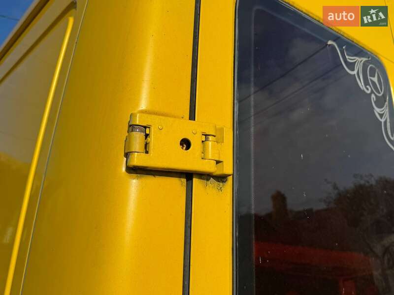 Мікроавтобус вантажний (до 3,5т) Mercedes-Benz Sprinter 2006 в Шепетівці фото 3 Мікроавтобус вантажний (до 3,5т) Mercedes-Benz Sprinter 2006 в Шепетівці