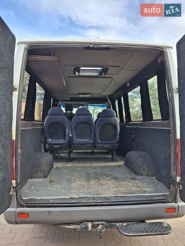 Микроавтобус Mercedes-Benz Sprinter 2003 в Рожнятове фото 19 Микроавтобус Mercedes-Benz Sprinter 2003 в Рожнятове