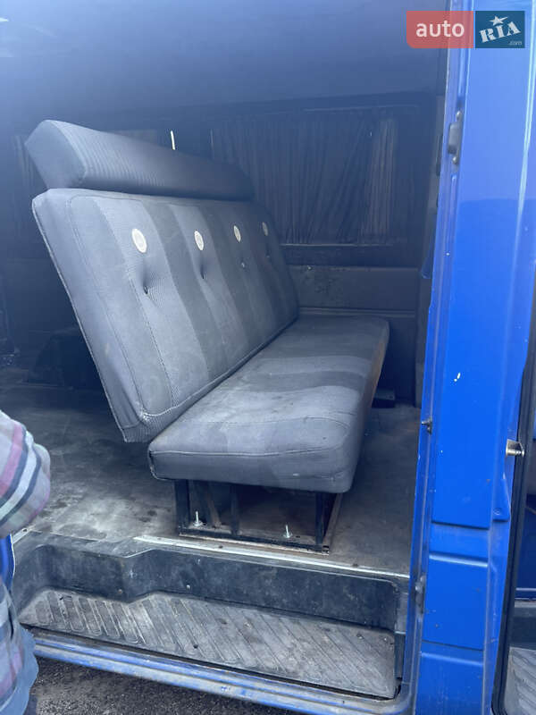 Грузопассажирский фургон Mercedes-Benz Sprinter 2005 в Киеве