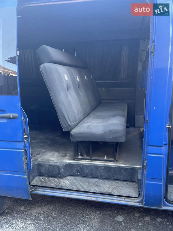Грузопассажирский фургон Mercedes-Benz Sprinter 2005 в Киеве