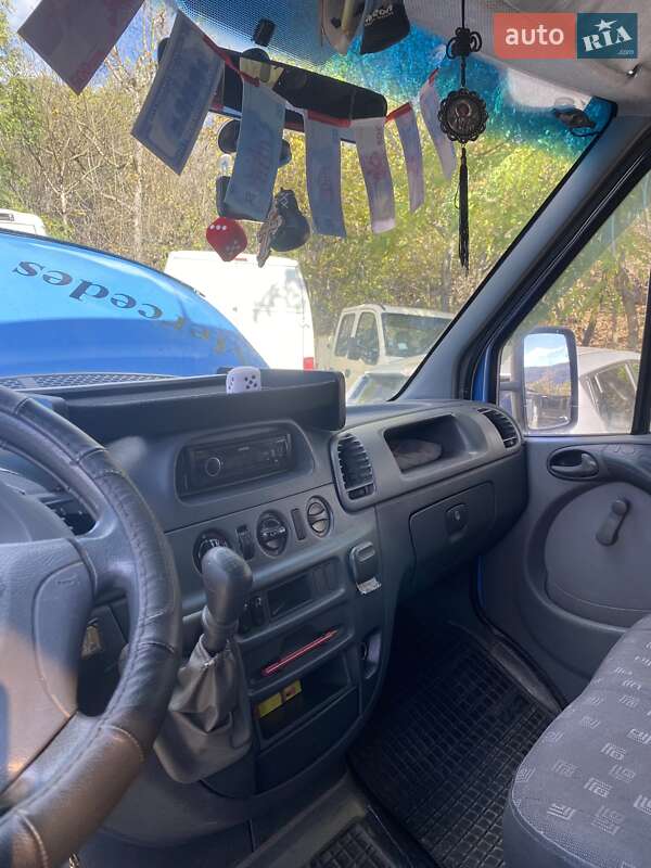 Грузопассажирский фургон Mercedes-Benz Sprinter 2004 в Могилев-Подольске