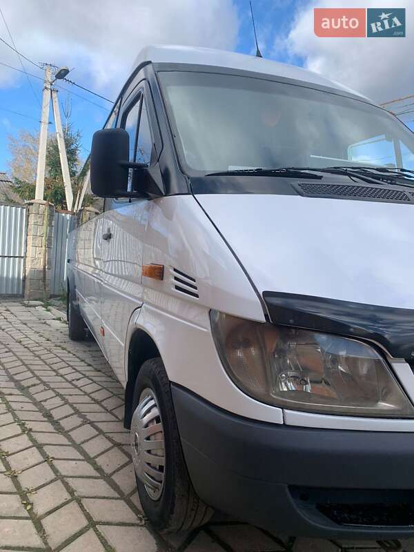 Туристичний / Міжміський автобус Mercedes-Benz Sprinter 2004 в Дубні фото 11 Туристичний / Міжміський автобус Mercedes-Benz Sprinter 2004 в Дубні