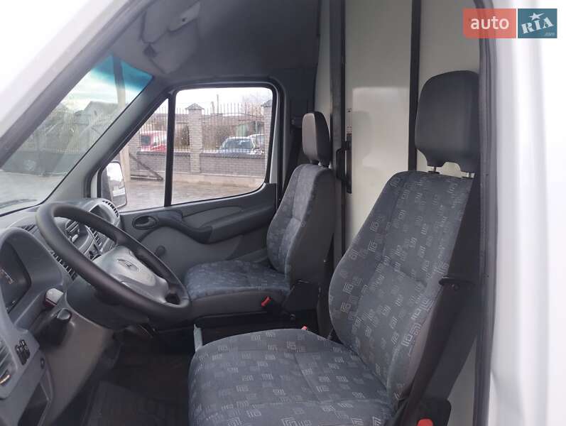 Грузовой фургон Mercedes-Benz Sprinter 2004 в Костополе фото 47 Грузовой фургон Mercedes-Benz Sprinter 2004 в Костополе