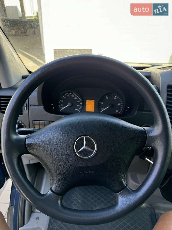 Грузовой фургон Mercedes-Benz Sprinter 2012 в Виноградове фото 11 Грузовой фургон Mercedes-Benz Sprinter 2012 в Виноградове