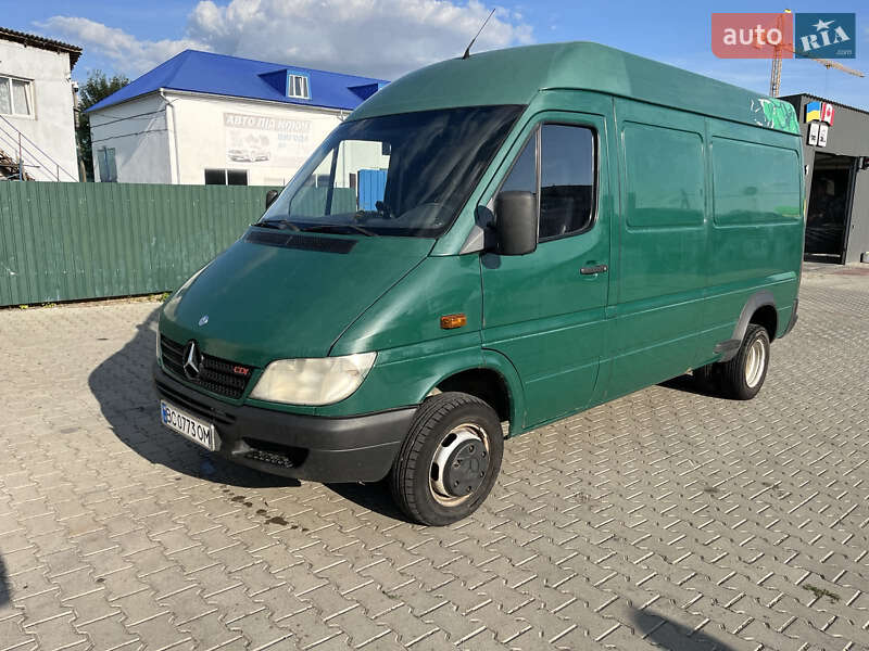 Грузовой фургон Mercedes-Benz Sprinter 2004 в Сокале фото Грузовой фургон Mercedes-Benz Sprinter 2004 в Сокале
