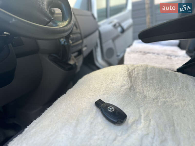 Вантажний фургон Mercedes-Benz Sprinter 2018 в Тячеві