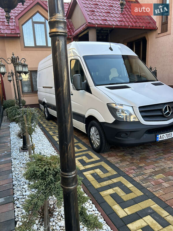 Вантажний фургон Mercedes-Benz Sprinter 2018 в Тячеві