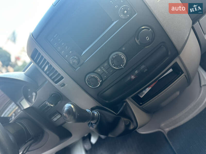 Вантажний фургон Mercedes-Benz Sprinter 2018 в Тячеві