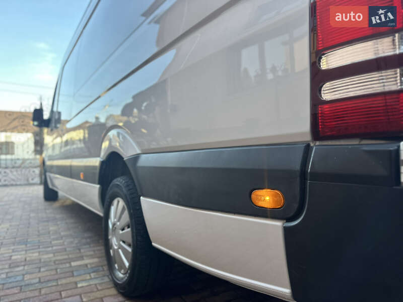 Вантажний фургон Mercedes-Benz Sprinter 2018 в Тячеві