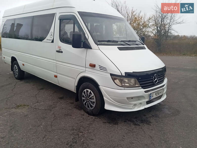 Пригородный автобус Mercedes-Benz Sprinter 2002 в Киеве
