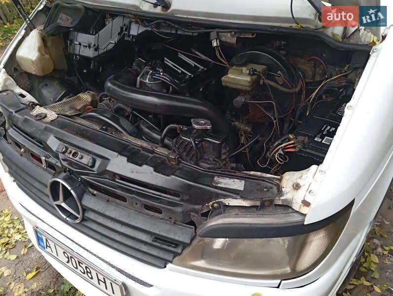 Пригородный автобус Mercedes-Benz Sprinter 2002 в Киеве