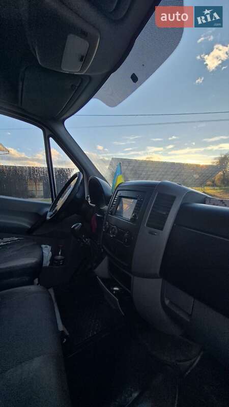 Інші вантажівки Mercedes-Benz Sprinter 2010 в Чернівцях фото 6 Інші вантажівки Mercedes-Benz Sprinter 2010 в Чернівцях