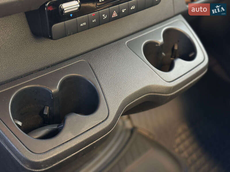 Вантажний фургон Mercedes-Benz Sprinter 2019 в Луцьку фото 21 Вантажний фургон Mercedes-Benz Sprinter 2019 в Луцьку