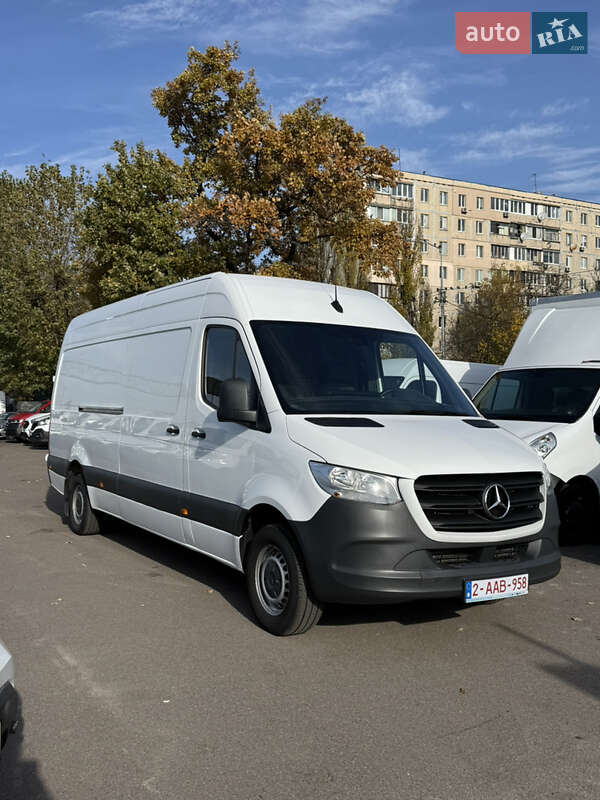 Вантажний фургон Mercedes-Benz Sprinter 2021 в Києві фото Вантажний фургон Mercedes-Benz Sprinter 2021 в Києві