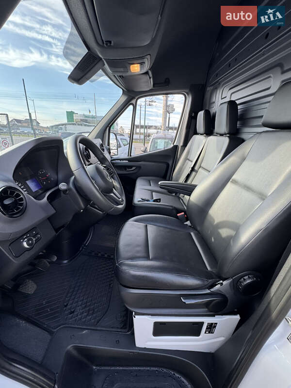 Вантажний фургон Mercedes-Benz Sprinter 2021 в Києві фото 11 Вантажний фургон Mercedes-Benz Sprinter 2021 в Києві