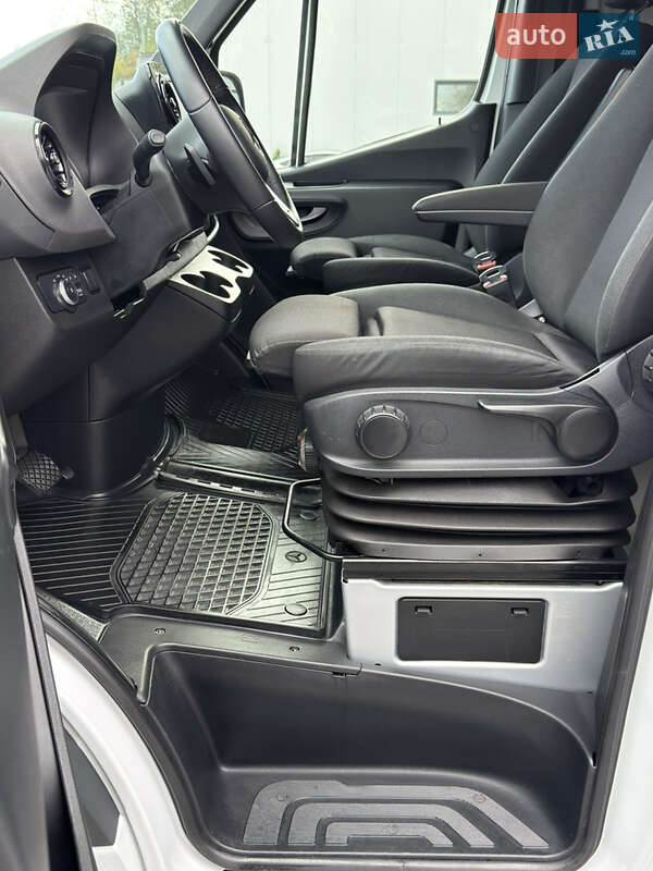 Грузовой фургон Mercedes-Benz Sprinter 2021 в Черновцах фото 13 Грузовой фургон Mercedes-Benz Sprinter 2021 в Черновцах