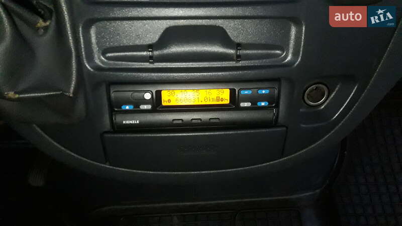 Грузовой фургон Mercedes-Benz Sprinter 2005 в Магдалиновке фото 14 Грузовой фургон Mercedes-Benz Sprinter 2005 в Магдалиновке