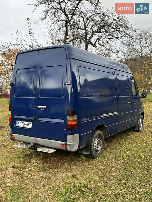 Грузовой фургон Mercedes-Benz Sprinter 1997 в Кутах