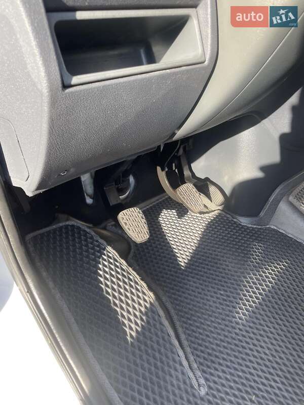 Евакуатор Mercedes-Benz Sprinter 2002 в Вінниці фото 11 Евакуатор Mercedes-Benz Sprinter 2002 в Вінниці