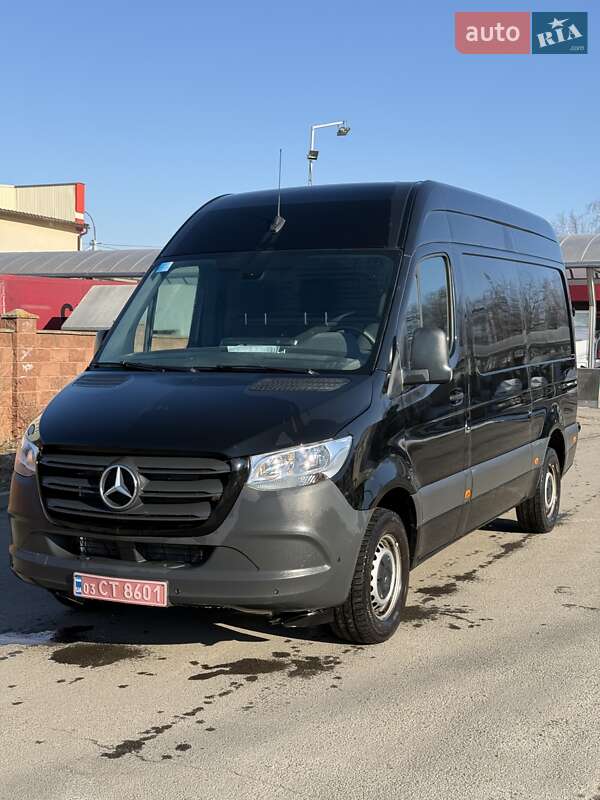 Грузовой фургон Mercedes-Benz Sprinter 2022 в Ровно фото Грузовой фургон Mercedes-Benz Sprinter 2022 в Ровно