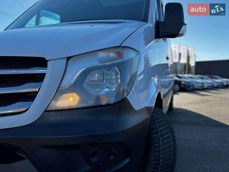Вантажний фургон Mercedes-Benz Sprinter 2016 в Вінниці