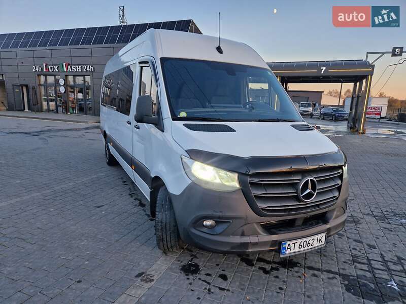 Грузопассажирский фургон Mercedes-Benz Sprinter 2018 в Ивано-Франковске