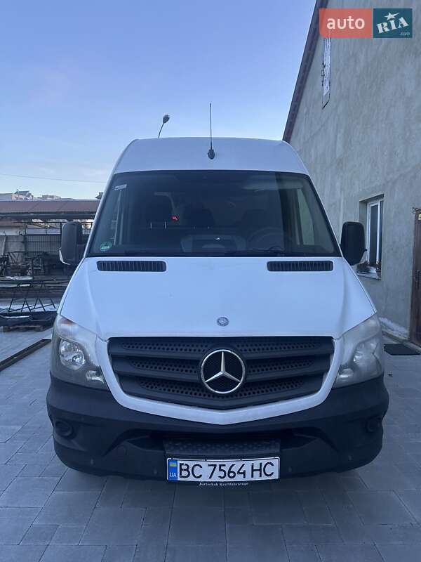 Вантажний фургон Mercedes-Benz Sprinter 2014 в Трускавці фото Вантажний фургон Mercedes-Benz Sprinter 2014 в Трускавці