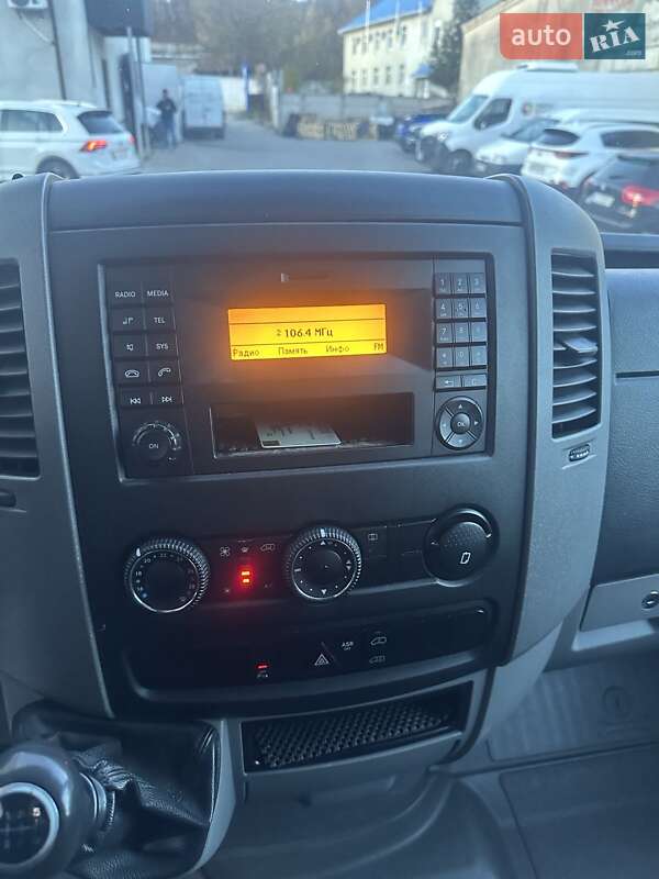 Вантажний фургон Mercedes-Benz Sprinter 2014 в Трускавці фото 5 Вантажний фургон Mercedes-Benz Sprinter 2014 в Трускавці