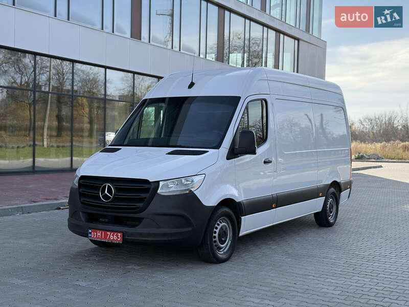 Вантажний фургон Mercedes-Benz Sprinter 2020 в Рівному фото 3 Вантажний фургон Mercedes-Benz Sprinter 2020 в Рівному