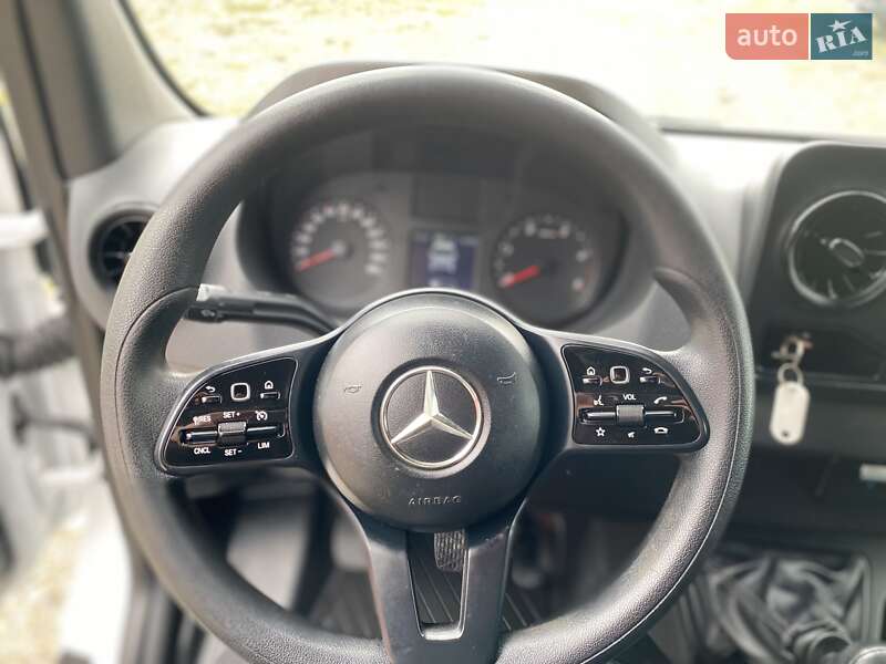 Вантажний фургон Mercedes-Benz Sprinter 2020 в Хусті