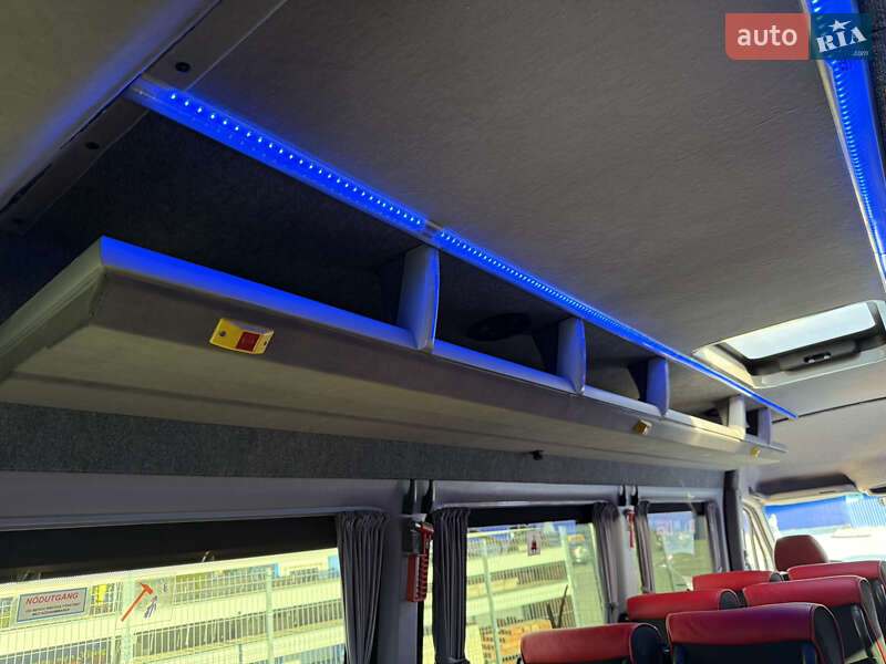 Туристичний / Міжміський автобус Mercedes-Benz Sprinter 2011 в Івано-Франківську