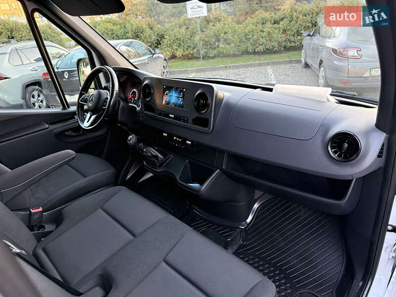 Вантажний фургон Mercedes-Benz Sprinter 2020 в Дубні фото 68 Вантажний фургон Mercedes-Benz Sprinter 2020 в Дубні