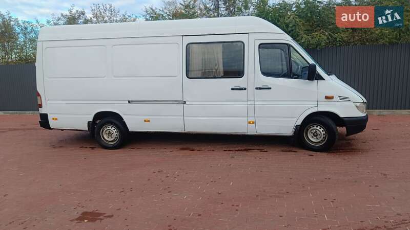 Вантажопасажирський фургон Mercedes-Benz Sprinter 2005 в Сарнах