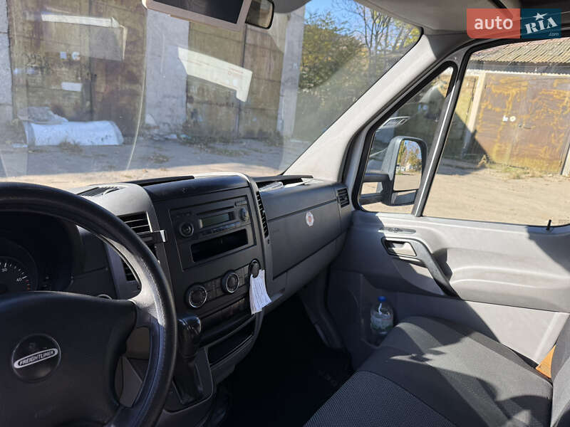 Грузовой фургон Mercedes-Benz Sprinter 2011 в Одессе фото 8 Грузовой фургон Mercedes-Benz Sprinter 2011 в Одессе