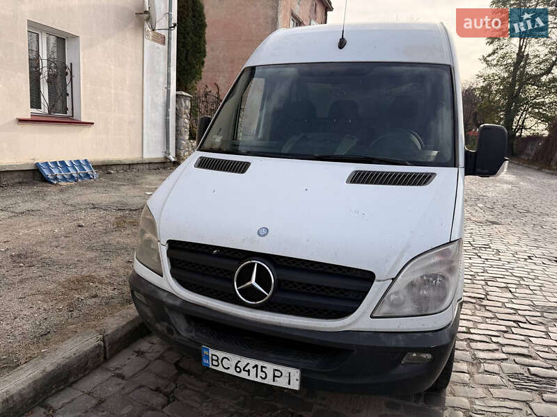 Грузовой фургон Mercedes-Benz Sprinter 2013 в Тернополе