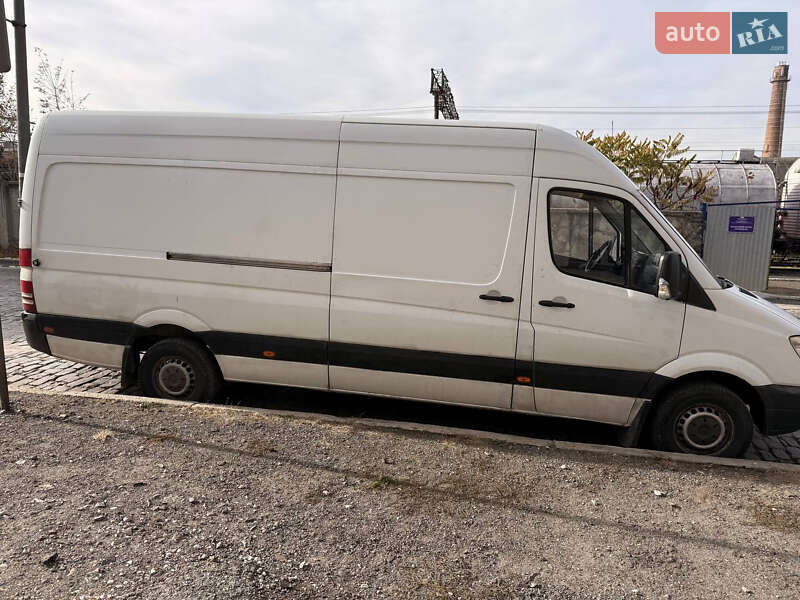 Грузовой фургон Mercedes-Benz Sprinter 2013 в Тернополе
