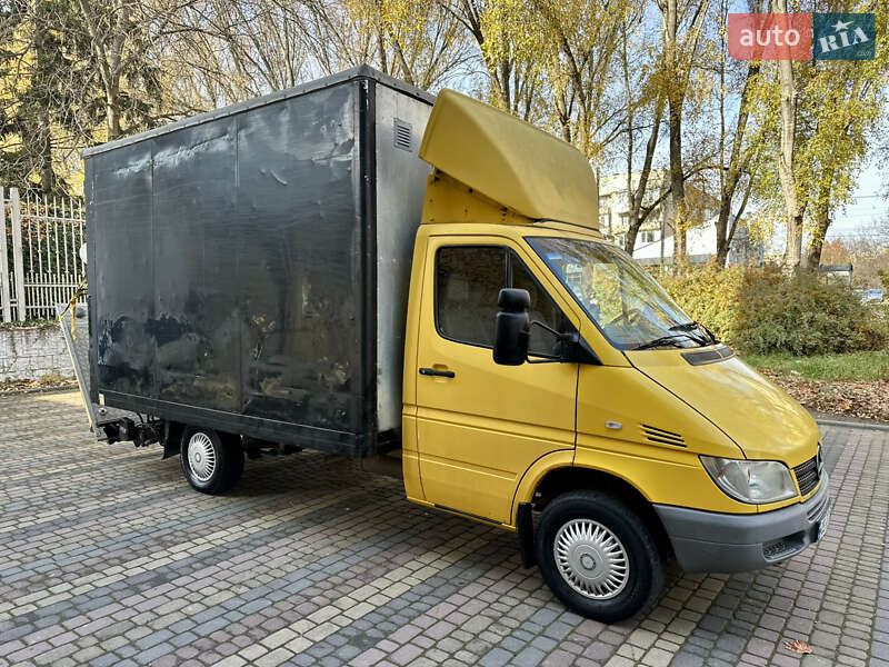 Грузовой фургон Mercedes-Benz Sprinter 2006 в Черновцах