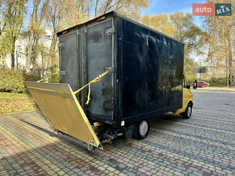Грузовой фургон Mercedes-Benz Sprinter 2006 в Черновцах