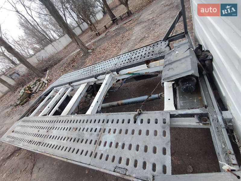 Евакуатор Mercedes-Benz Sprinter 2004 в Чернігові