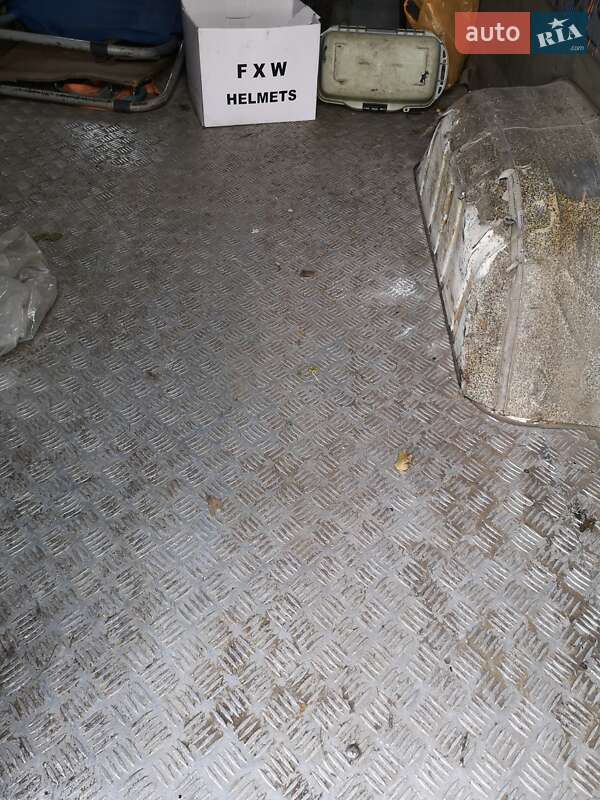 Микроавтобус Mercedes-Benz Sprinter 1998 в Золотоноше фото 11 Микроавтобус Mercedes-Benz Sprinter 1998 в Золотоноше