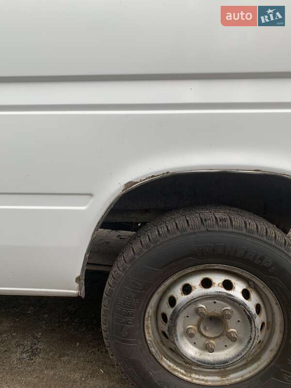 Микроавтобус Mercedes-Benz Sprinter 2005 в Липовце