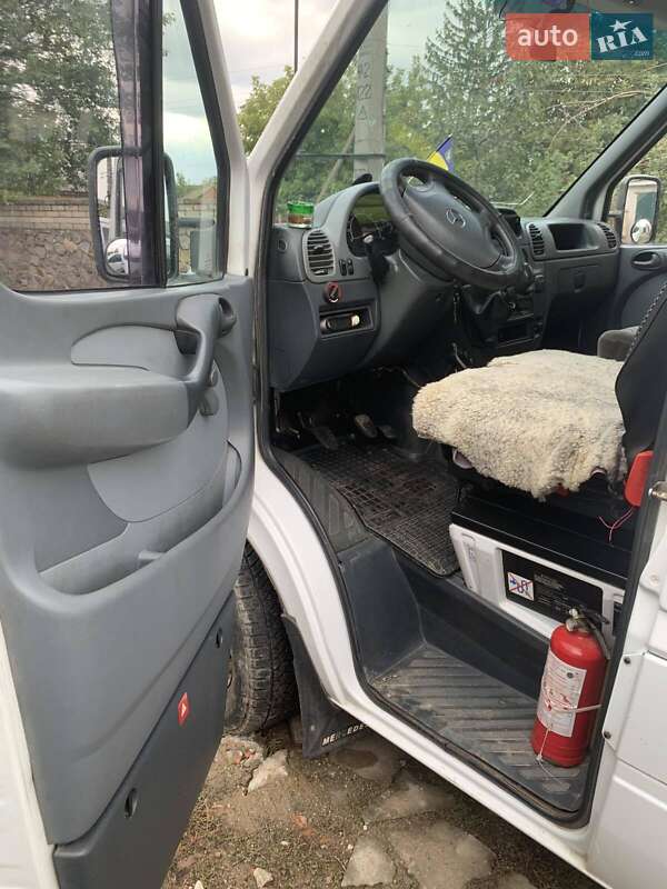 Микроавтобус Mercedes-Benz Sprinter 2005 в Липовце