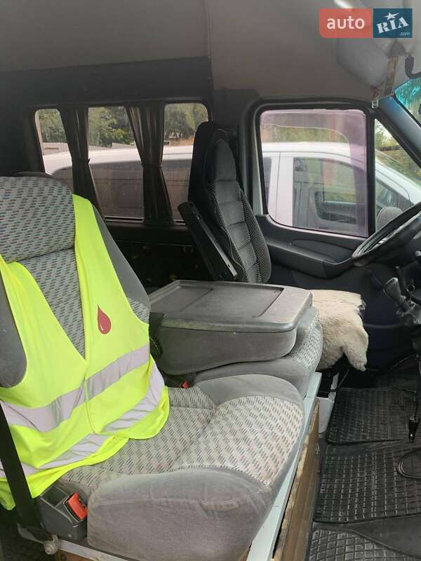 Микроавтобус Mercedes-Benz Sprinter 2005 в Липовце