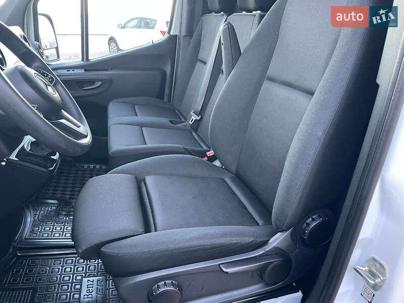 Грузовой фургон Mercedes-Benz Sprinter 2023 в Одессе