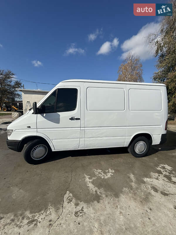 Микроавтобус грузовой (до 3,5т) Mercedes-Benz Sprinter 1998 в Одессе фото 6 Микроавтобус грузовой (до 3,5т) Mercedes-Benz Sprinter 1998 в Одессе