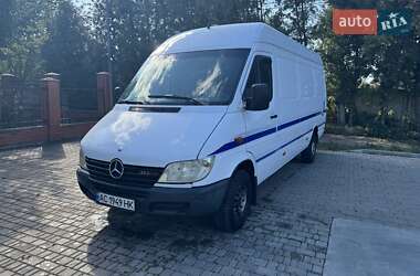 Вантажний фургон Mercedes-Benz Sprinter 2000 в Луцьку