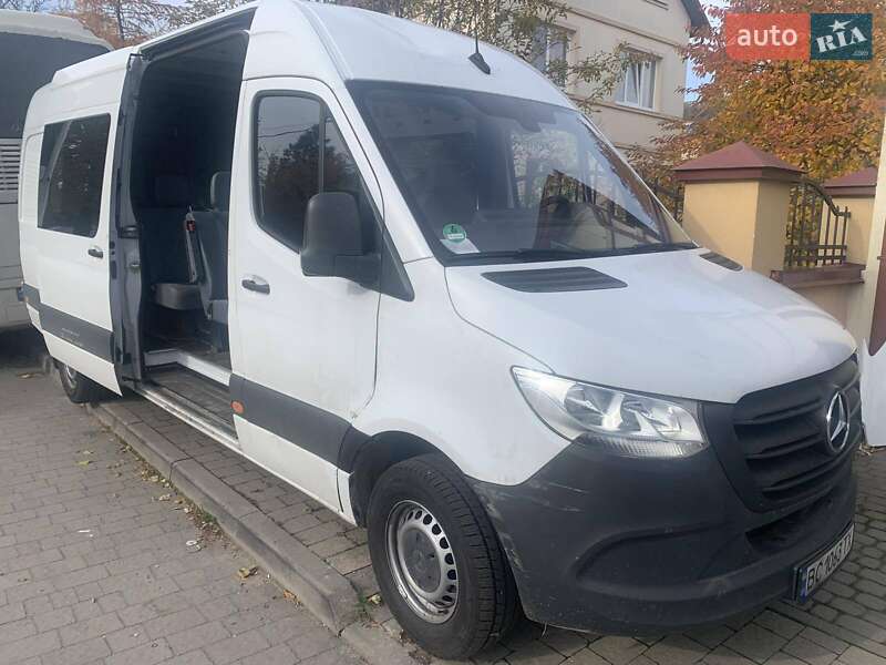Грузовой фургон Mercedes-Benz Sprinter 2023 в Львове